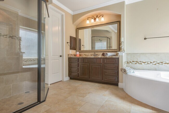 Building Photo - 28022 Bandera Glen Ln