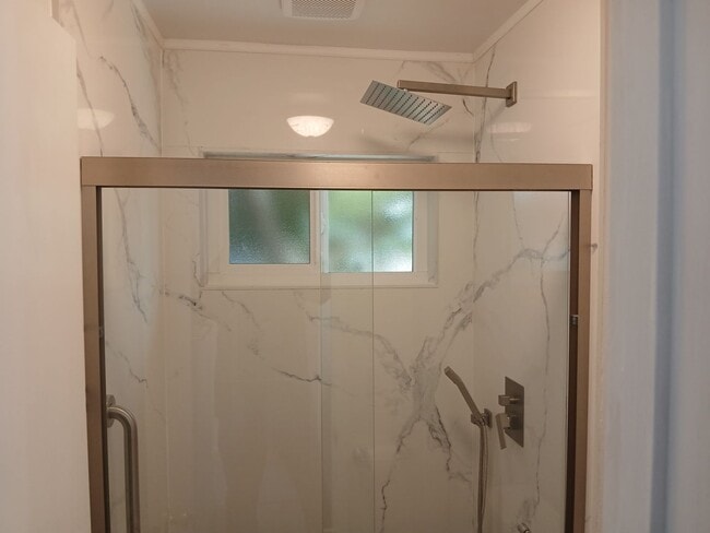 Building Photo - 400 Mokelumne Dr