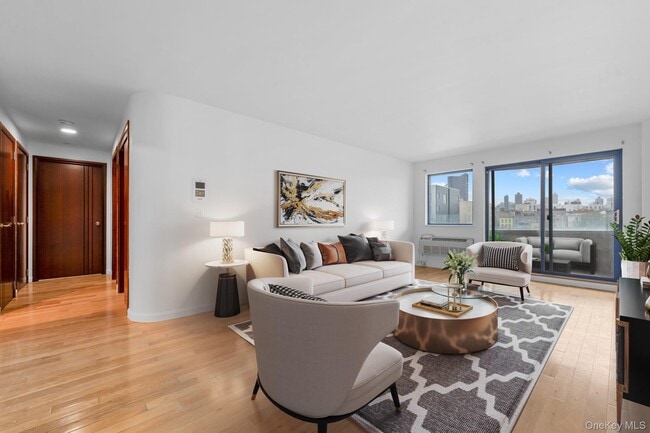 Building Photo - 30-80-80 21st St