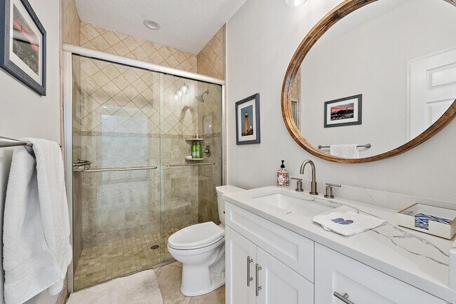 Building Photo - 1000 U.S. Rte 1