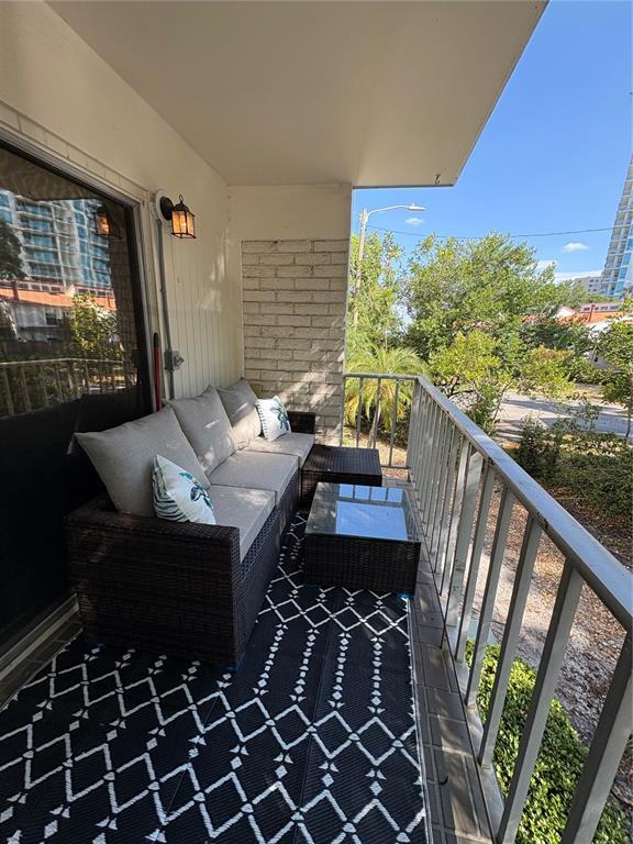 Building Photo - 3325 Bayshore Blvd