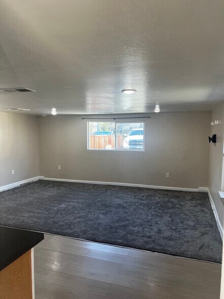 Building Photo - 3034 6th St