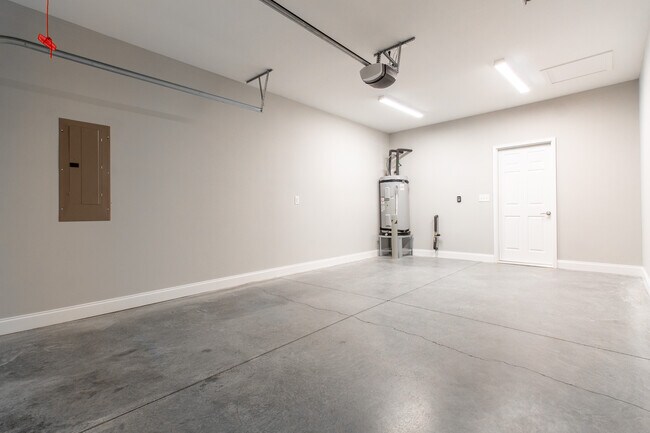 Building Photo - 1412 Cora Ln