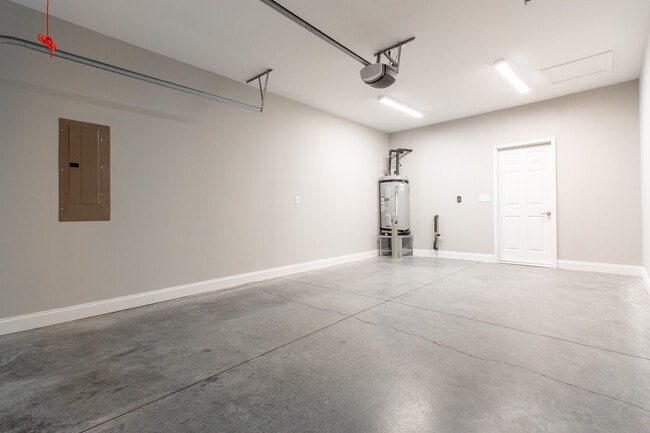 Building Photo - 3452 Frylee Ct