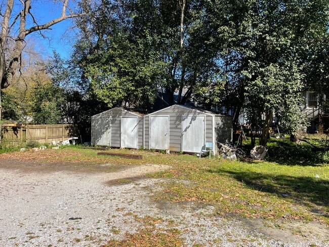 Building Photo - 1313 S Perry St