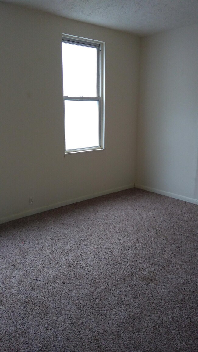 Building Photo - 1618 Dewey Ave