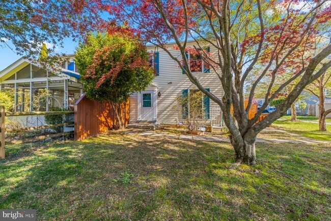 Building Photo - 39 Triple Crown Ct