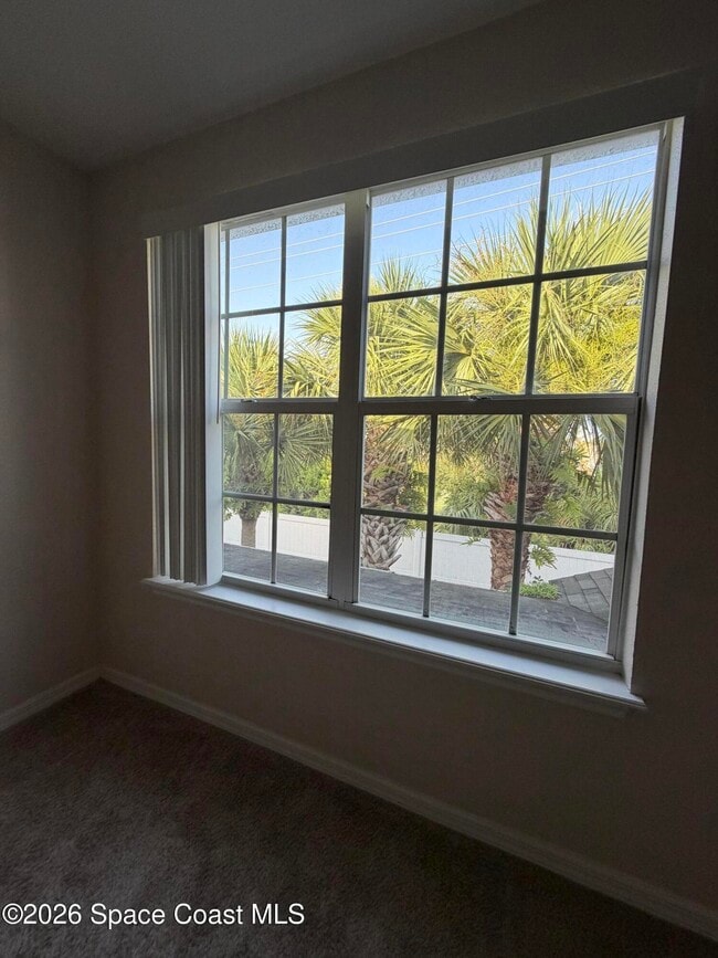 Building Photo - 105 Turpial Way