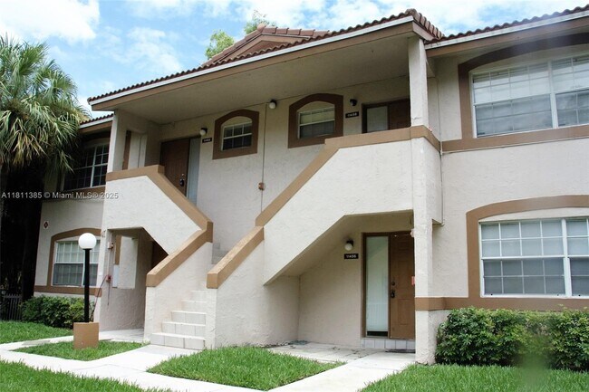 Primary Photo - 11462 NW 43rd St