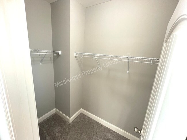 Building Photo - 4BD/4.5BA FOR RENT - Only Through 7/18/2024