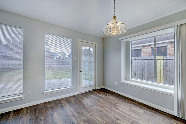 Building Photo - Move-in Ready Home in Katy for Lease