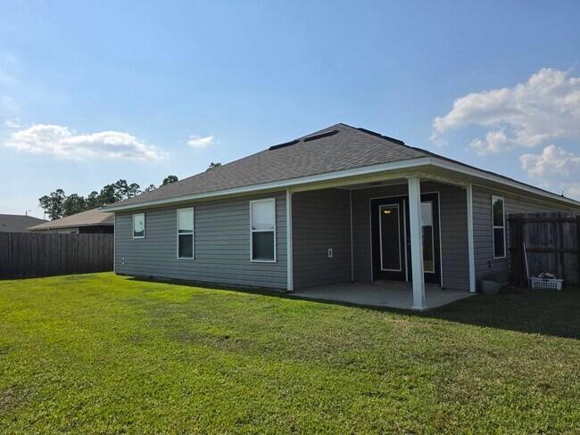 Building Photo - 6229 Redberry Dr