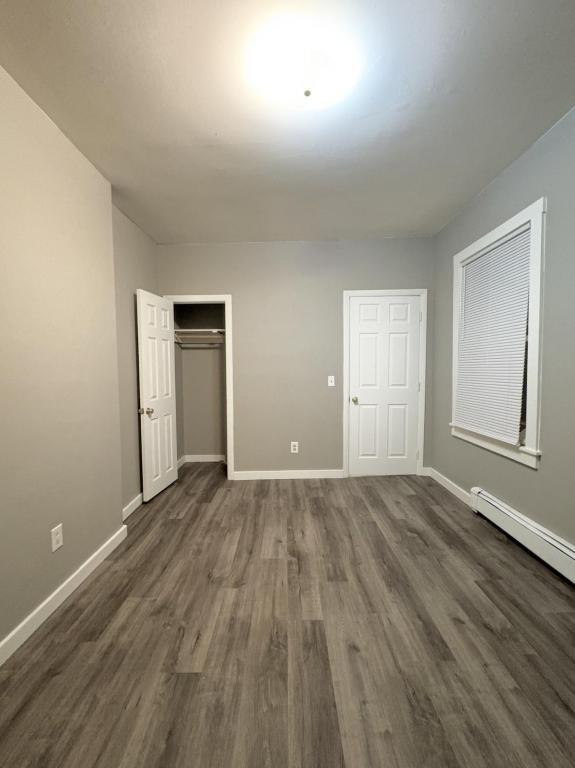 Building Photo - 38 Nichols St