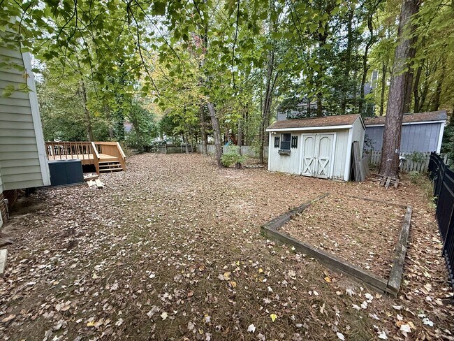 Building Photo - 1024 Laurens Way