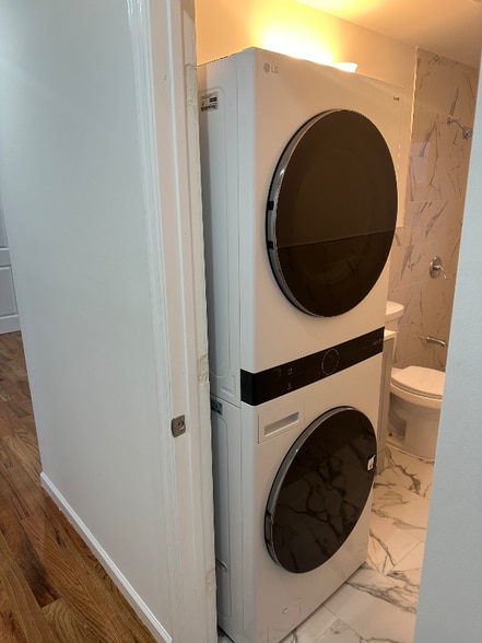 Building Photo - 148-18 Huxley St