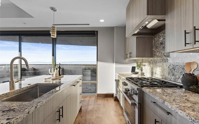 Building Photo - A Landmark Luxury Residence Above the City, Denver at Its Finest