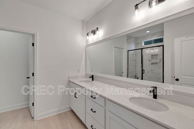 Building Photo - 251 Claret Cup Wy