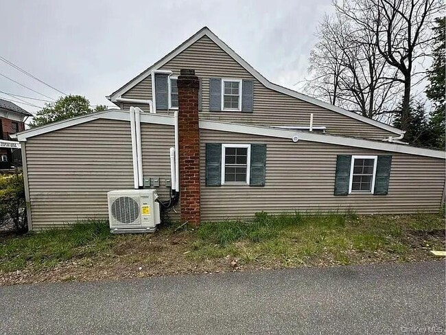 Building Photo - 18 Forester Ave