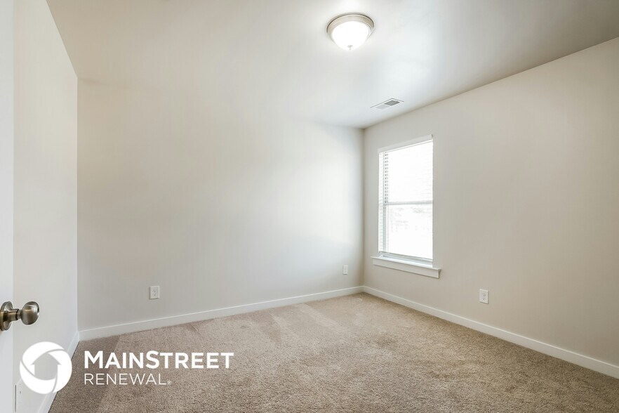Building Photo - 115 Ridgeview Cir