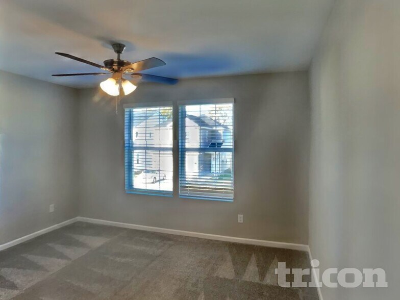Building Photo - 109 Timber Crest Trl