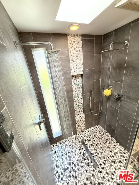 Building Photo - 4305 Alla Rd