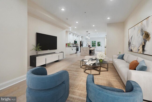 Building Photo - 1232 Trinidad Ave NE