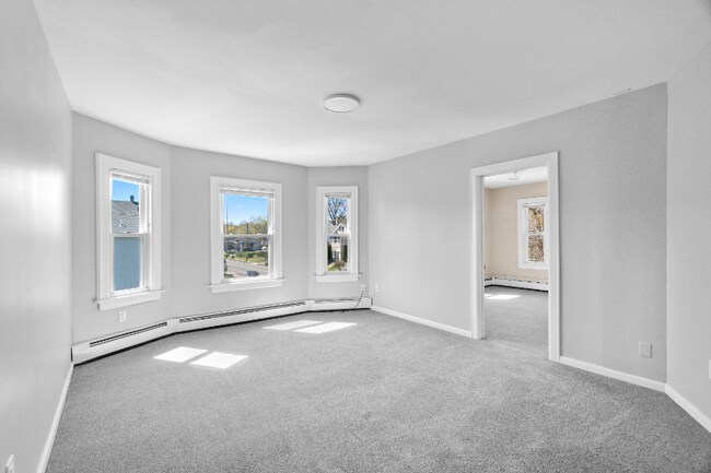 Building Photo - 220 Clinton St