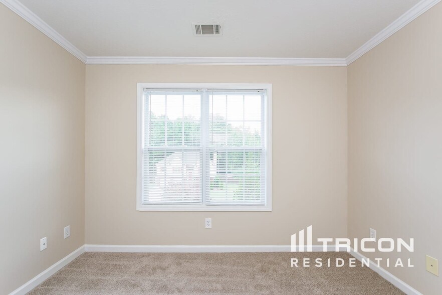 Building Photo - 109 Enclave Dr