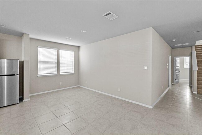 Building Photo - 124 Fabion St