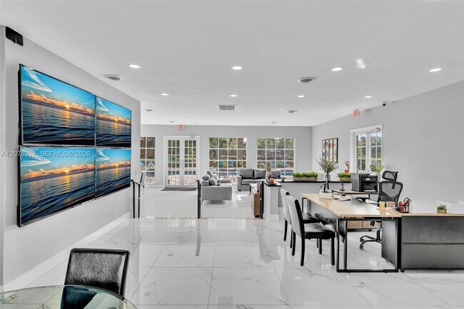 Building Photo - 10765 Cleary Blvd