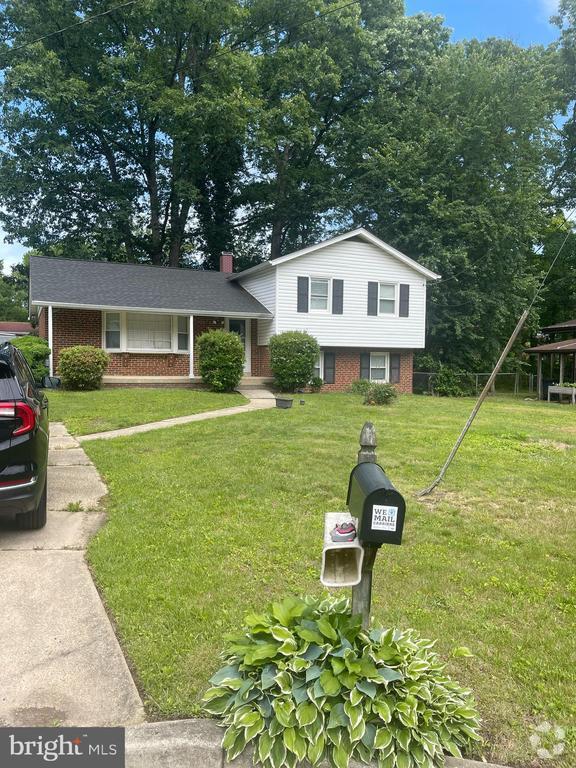 Building Photo - 6837 Glenwood Ct