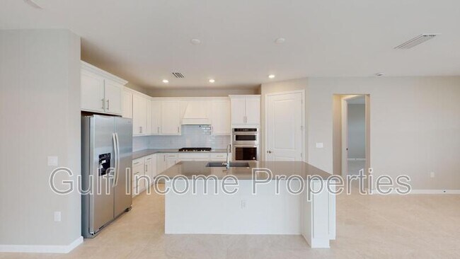 Building Photo - 25569 Emerald Bnd Cir