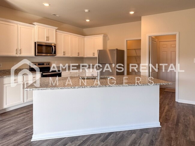 Building Photo - Your New Home Awaits in Hunter's Point at Innsbrooke in Pinson, AL! Available to View Now!