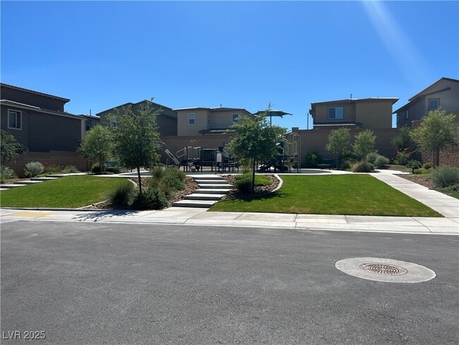Building Photo - 8903 Roadrunner Ravine St