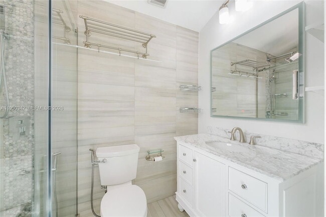 Building Photo - 1634 SW 19th Ter