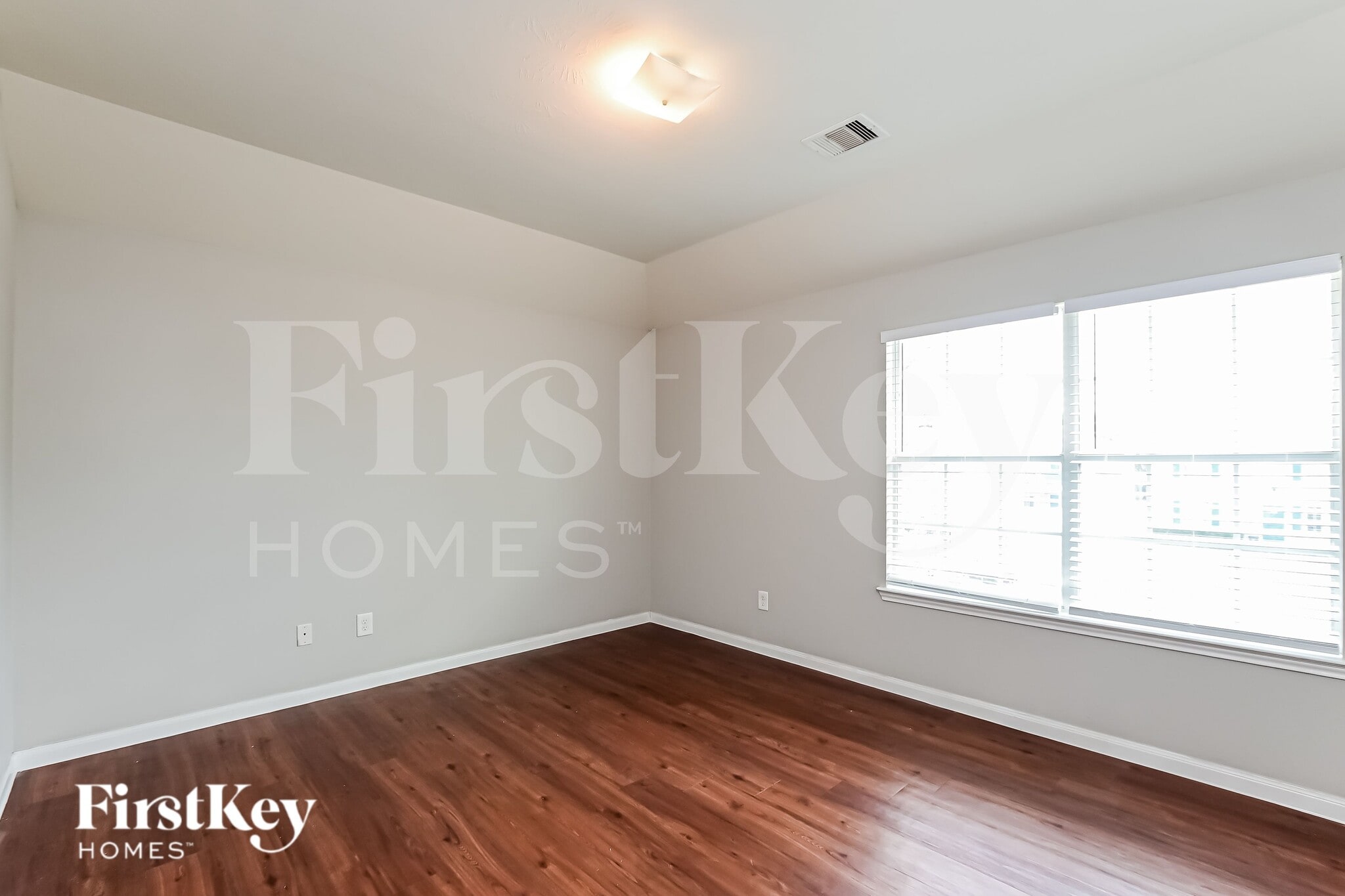 Building Photo - 886 Sun Prairie Dr