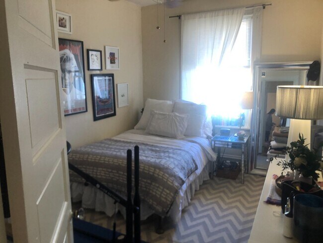 Building Photo - 3 Bedroom House in the Museum Distict