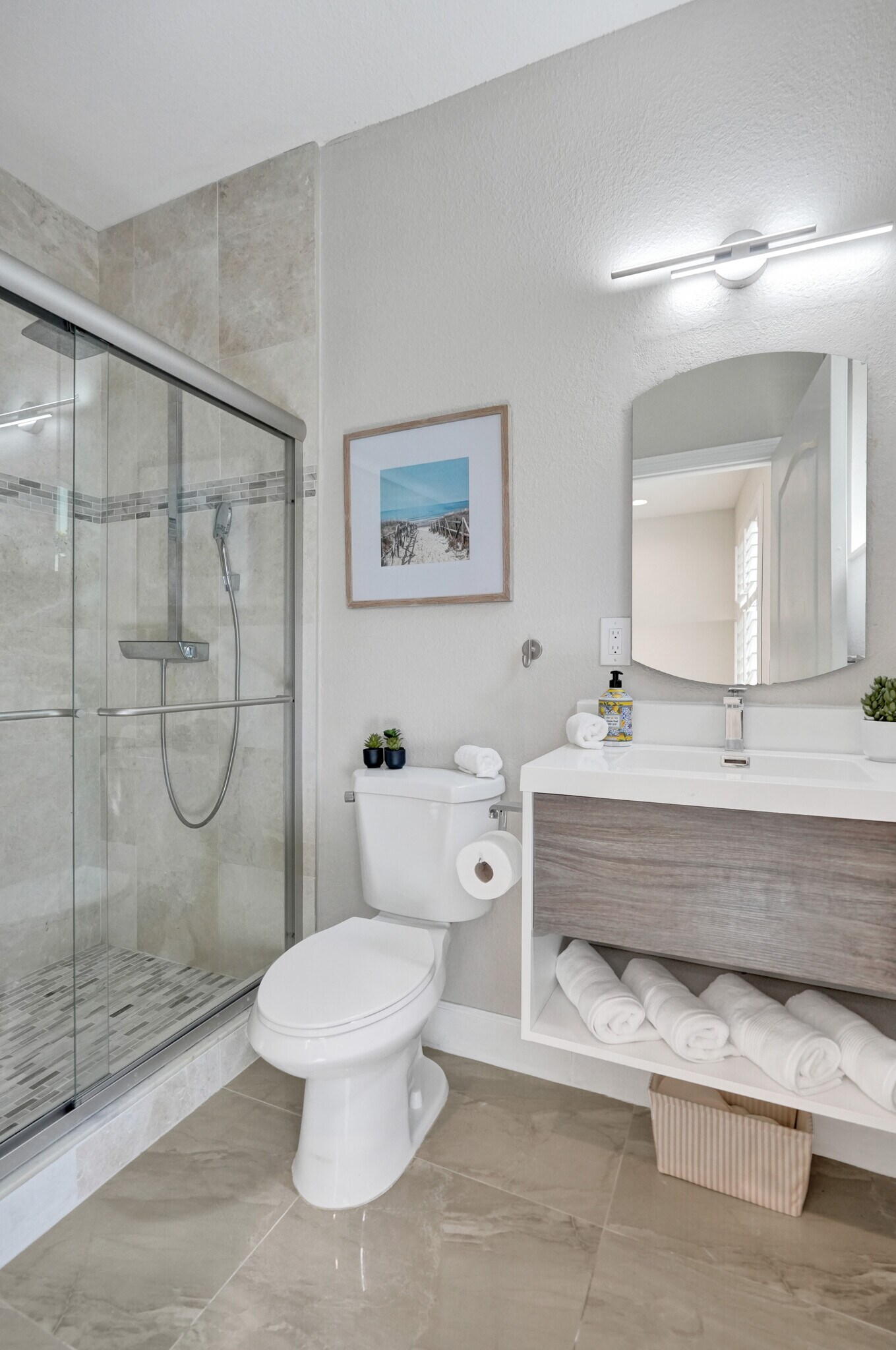 Building Photo - 62 NE 26th St