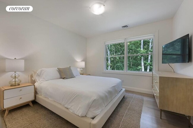 Building Photo - 38 Lincoln St