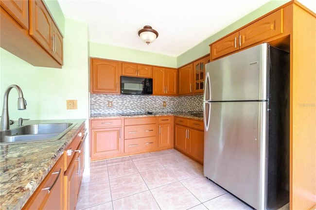 Building Photo - 3352 Netherwood Dr