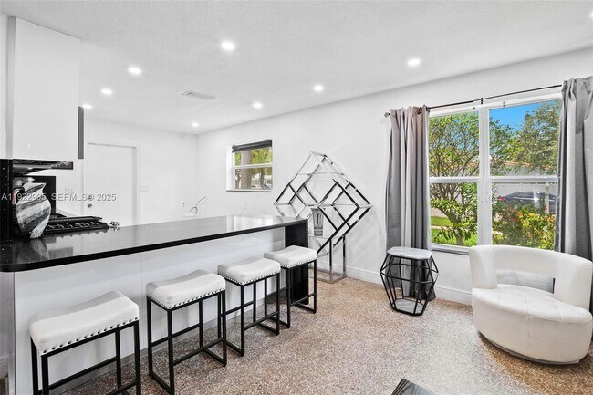 Building Photo - 3711 SW 58th Ave