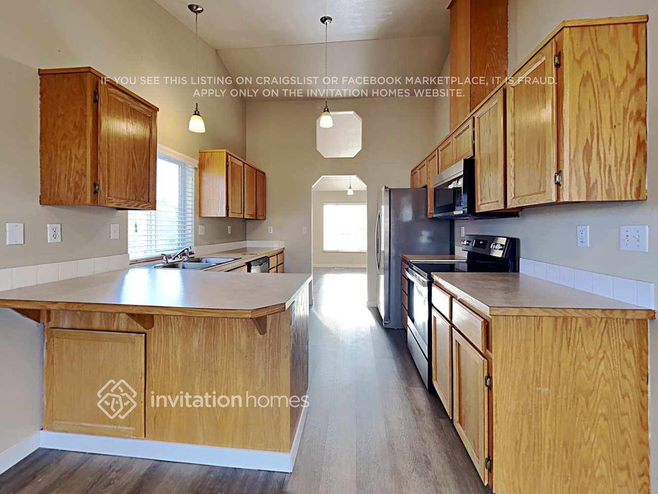 Building Photo - 8211 186 St E