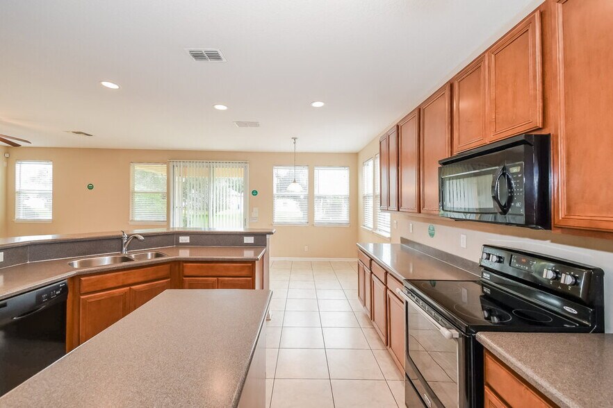 Building Photo - 4021 Ringneck Dr