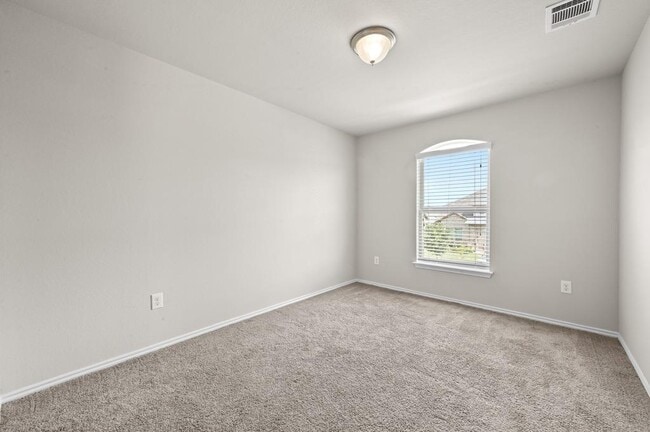 Building Photo - 209 Noddy Rd