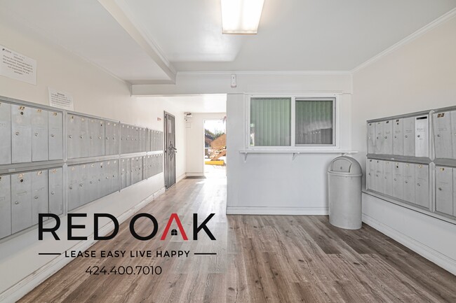 Building Photo - 14121 1/2 Shoemaker Ave-94