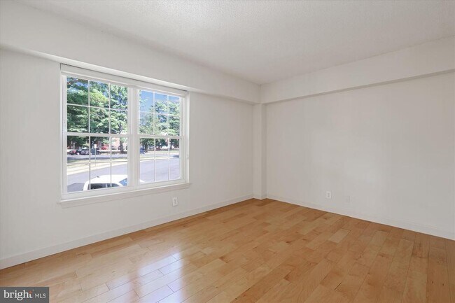 Building Photo - 7621 Tremayne Pl