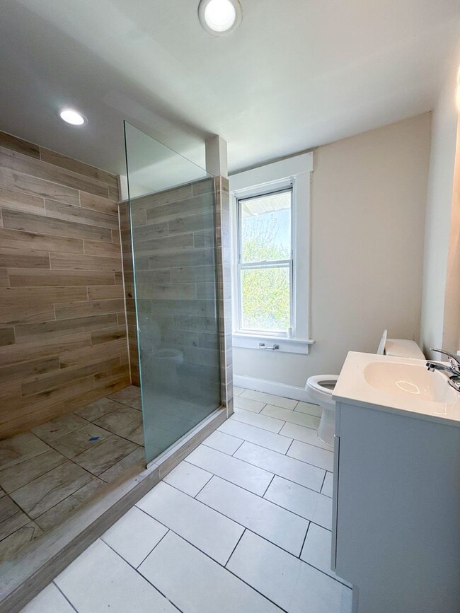 Building Photo - Beautifully Renovated 3BR Home Near Downtown and OSU