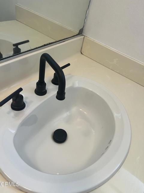 Building Photo - 2181 Euclid Ave