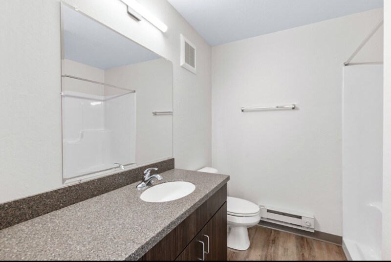 Building Photo - 352 Deschane Ave