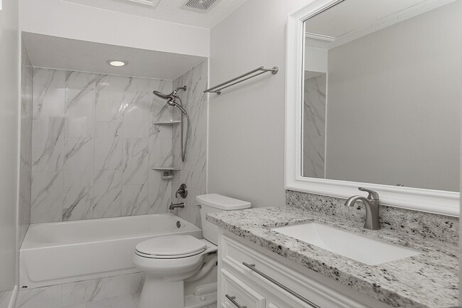 Building Photo - 31 N Rushwing Cir